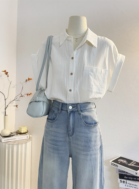 白色翻领卷边短袖衬衫女2025夏新款宽松简约百搭通勤衬衣休闲上衣