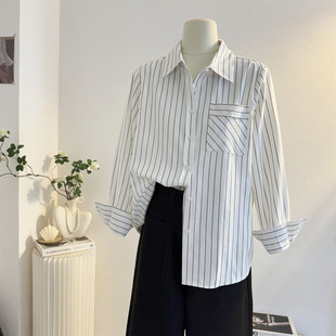 白色条纹衬衫女长袖2025秋宽松休闲气质职业通勤衬衣叠穿内搭上衣
