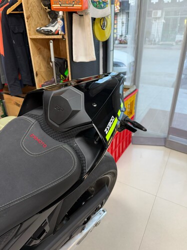 适用于ZXMOTO 820R 820RR赛道竞技后驼峰尾翼后盖后导流罩后扰流