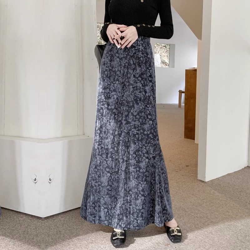 高个子碎花丝绒女秋冬2024新款显瘦垂感a字包臀鱼尾裙,女装/女士精品,半身裙,淘宝优惠券,粉丝福利购,淘宝优惠卷