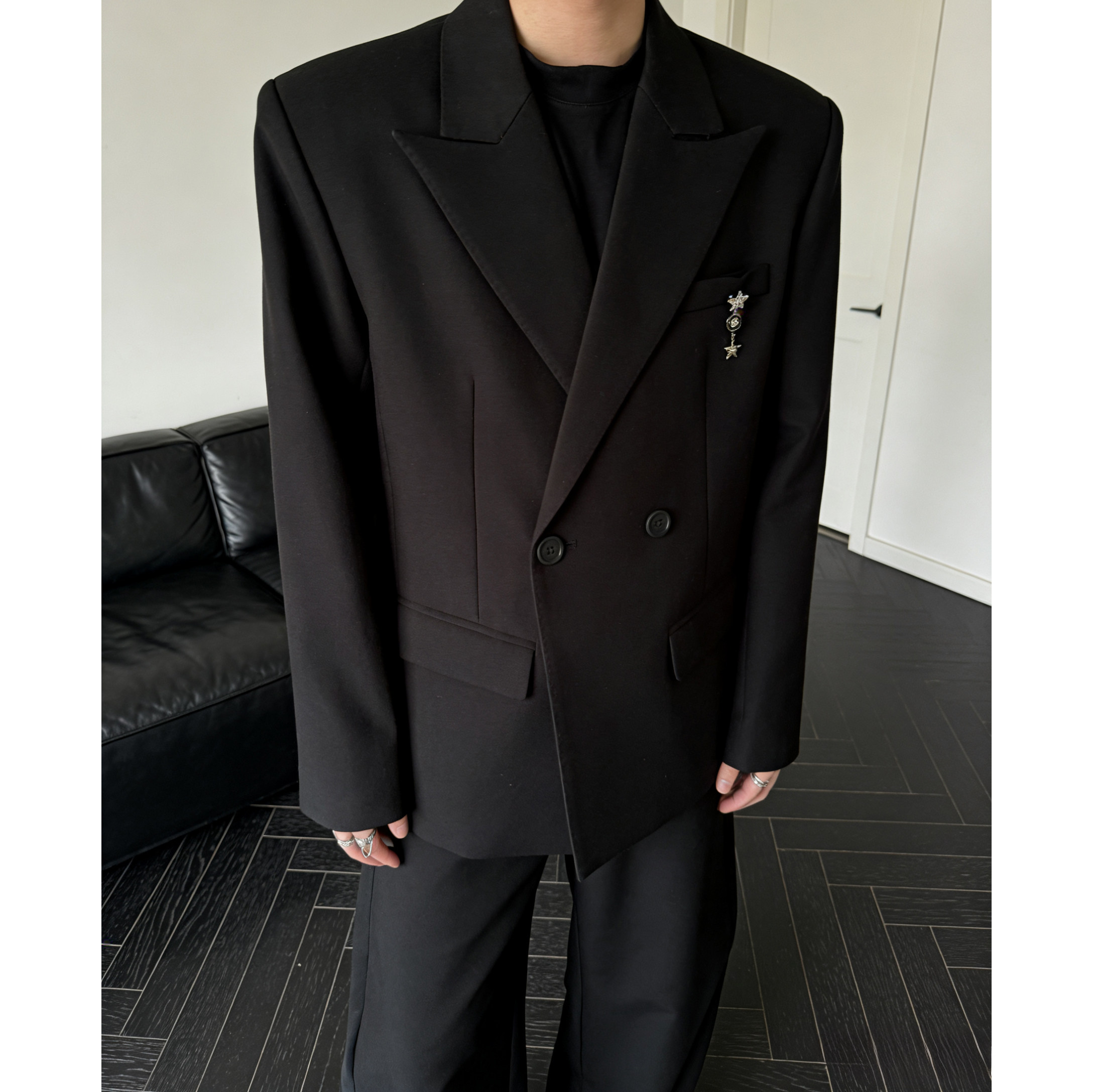 He刺野/韩式轻奢dk风修身设计黑色西装外套男高级感痞帅廓形西服