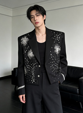 He刺野/轻奢水钻亮片垫肩黑色短款西装外套男高级感痞帅廓形西服