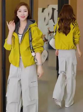 香港代购短外套女秋季新款时髦洋气质连帽宽松短款小个子休闲上衣