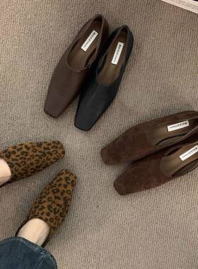 香港低跟尖头豹纹踩脚单鞋女鞋子2025春季晚晚风气质配裙子乐福鞋