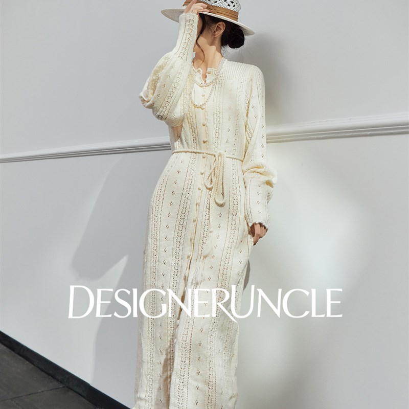 DGU杏色连衣裙女2025秋季新款舒适感简约时尚轻奢气质设计感裙子