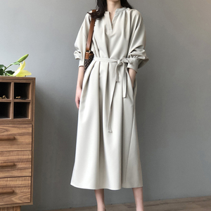 2023春秋冷淡风高级感连衣裙女宽松收腰系带裙子中长款v领直筒裙