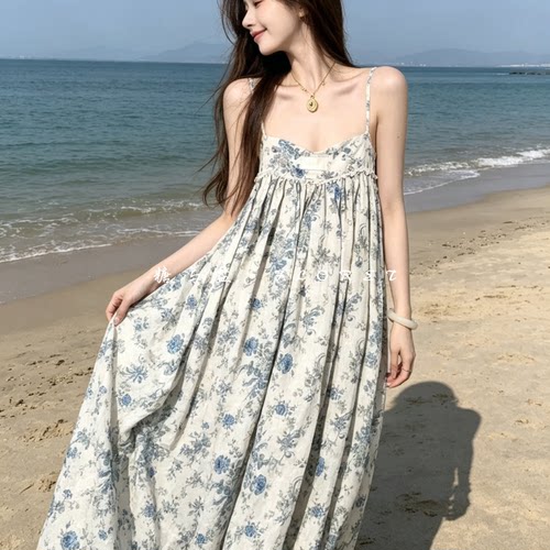 糖与盐FLORET 仙女风碎花复古吊带连衣裙女新款蓝色桔梗蓬蓬裙