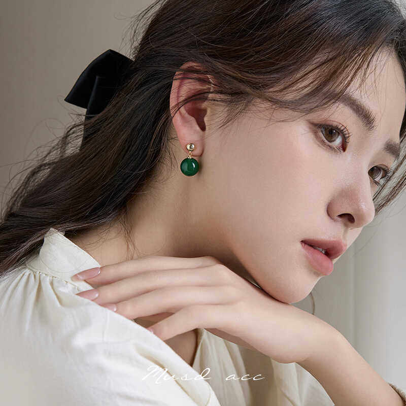气质天然水滴耳钉绿玛瑙新中式