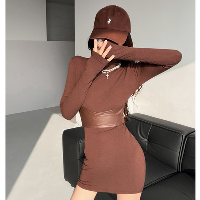 川西美拉德~显腿长小个子修身包臀连衣裙女长袖半高领显瘦气质裙