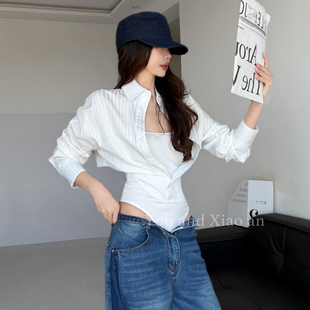 南法假日~假两件连体白色衬衫女春秋小众辣妹修身收腰POLO领上衣