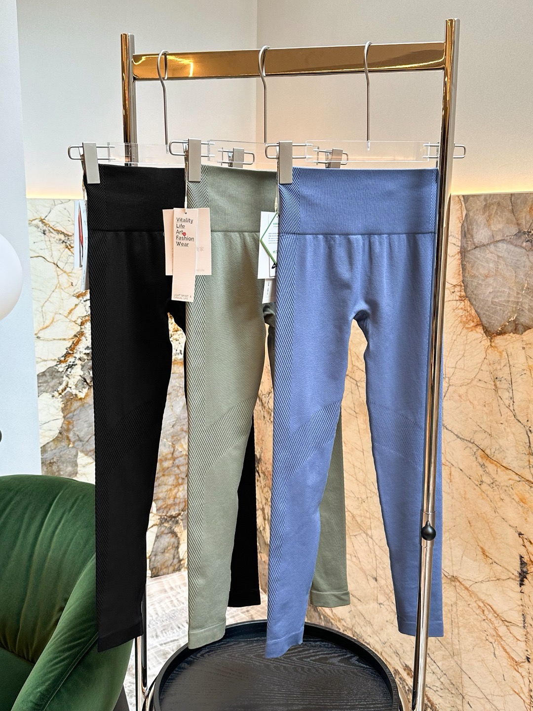 运动高腰收腹塑形翘臀瑜伽裤