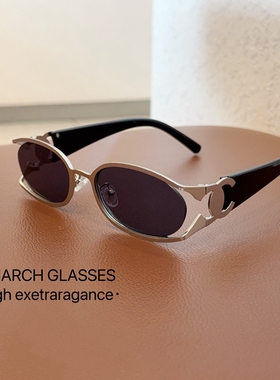 潮牌墨镜新款金属框金色镂空镜腿太阳镜椭圆形中古风时髦感女复古