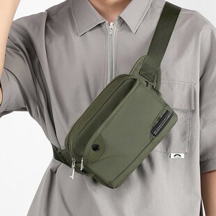 新款休闲小挎包男多功能手机包户外运动腰包潮牌胸包多格层斜挎包