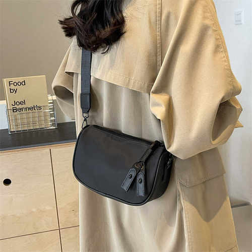 长带工装风户外女士青少年斜挎包