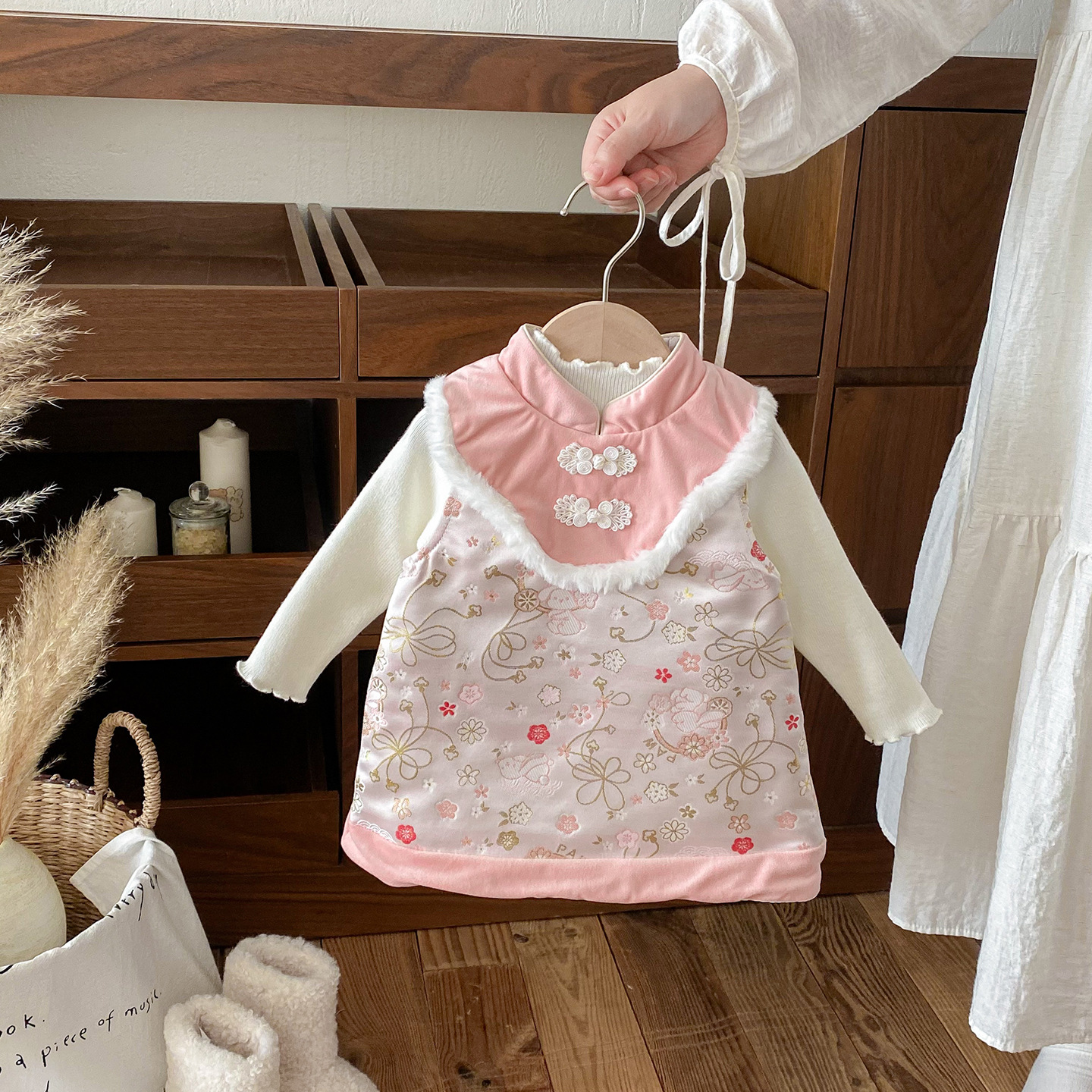 点兮冬季新款婴幼儿夹棉加绒旗袍裙套装女宝宝新中式连衣裙两件套