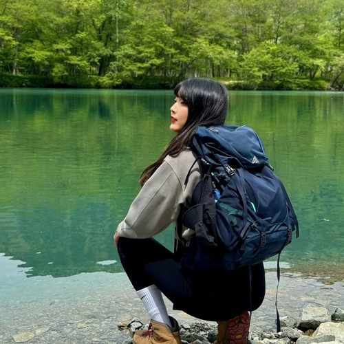 GREGORY格里高利AMBER琥珀户外专业徒步旅行登山双肩背包大容量女