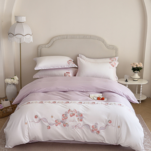 2025新款40支13372全棉斜纹棉绣花四件套-奶油草莓