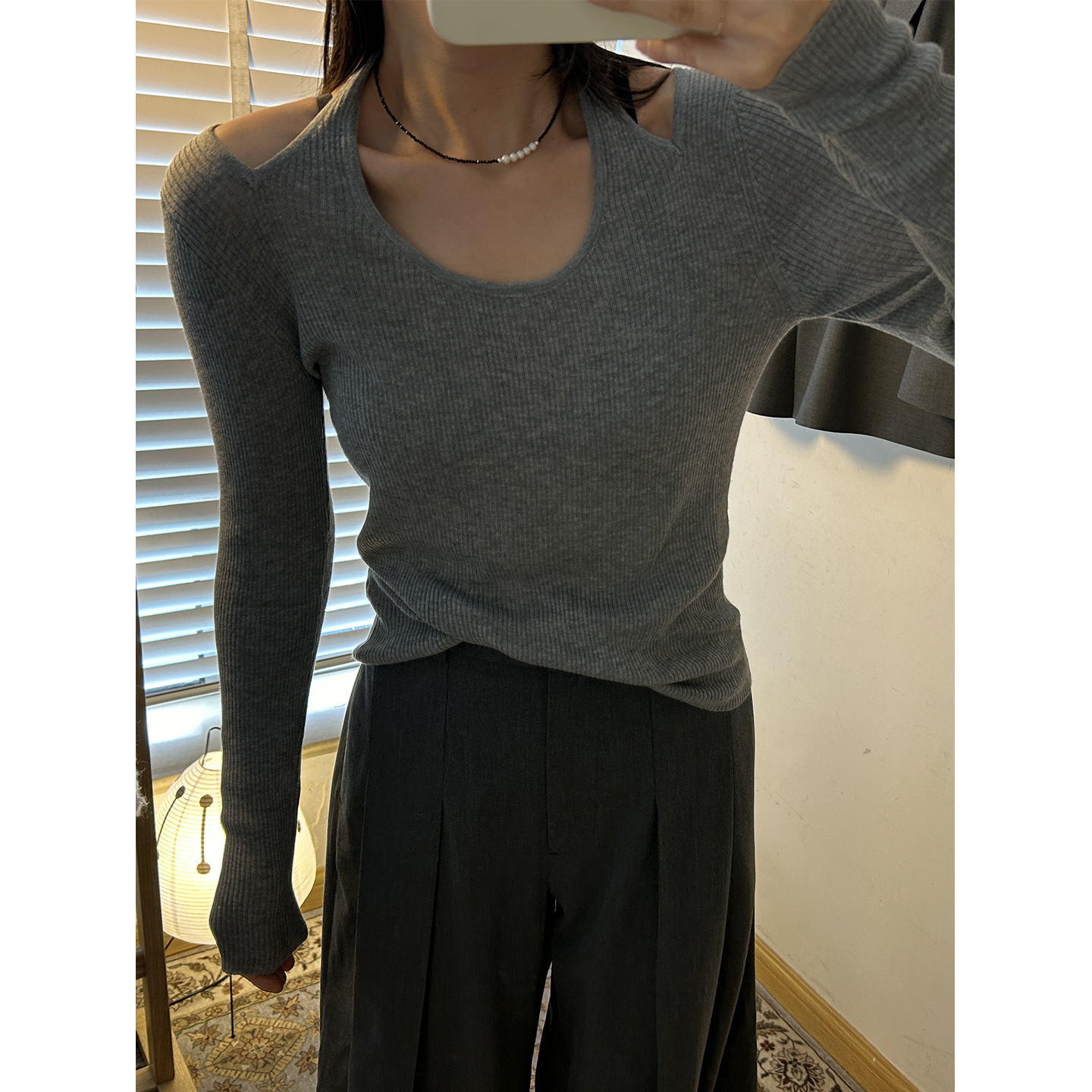 鬼鬼家正品韩代东大门秋冬 老钱简约挖空肩挂脖针织衫打底衫百搭