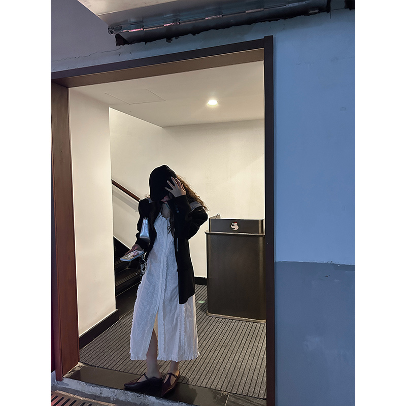 鬼鬼家正品韩代东大门 法式木耳边刺绣棉感优雅长裙吊带连衣裙女
