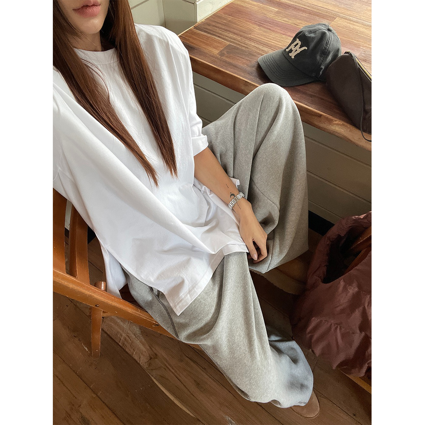 鬼鬼家正品韩代东大门秋冬 盐系基础款圆领休闲百搭带垫肩短袖T恤