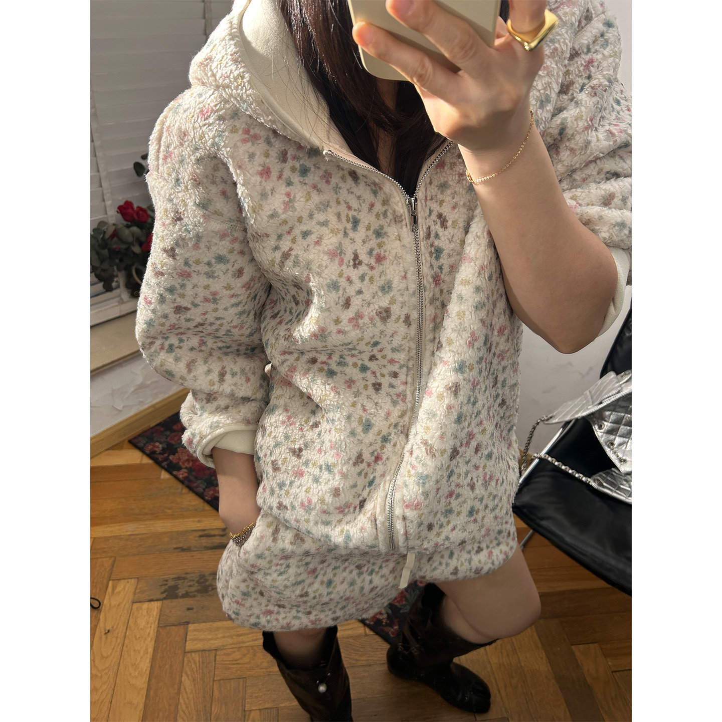 部分现货 韩代东大门冬 小清新碎花羊羔毛连帽拉链外套短裤套装