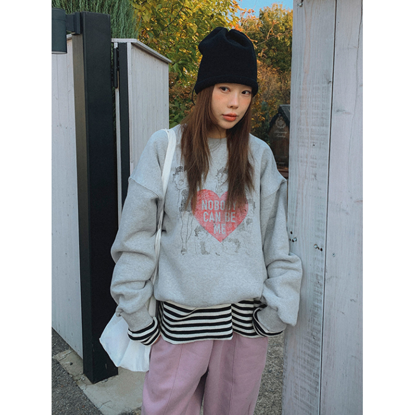 鬼鬼家正品韩代东大门冬 时髦显瘦卡通爱心印花圆领长袖套头卫衣