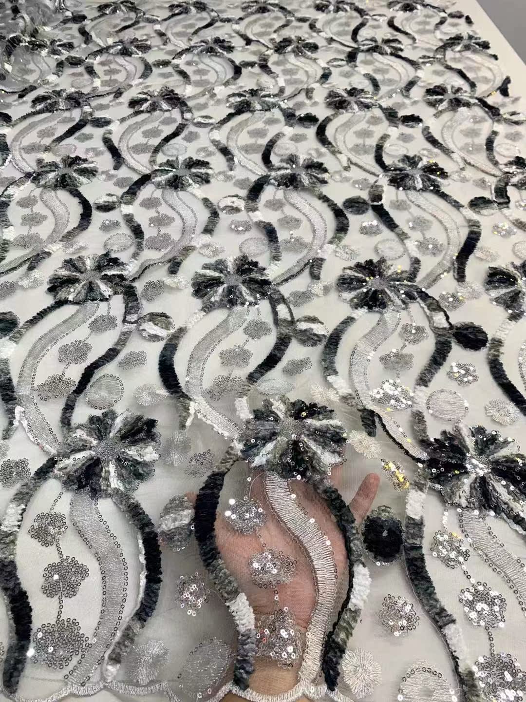 lace新款亮片刺绣连衣裙旗袍牛奶丝面料欧美婚纱礼服蕾丝绣花布料