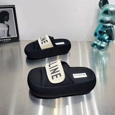 日本品质超火厚底一字拖鞋女2025新款夏季外穿时尚百搭休闲运动沙