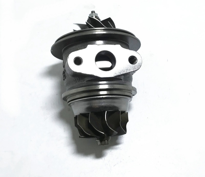 TD03适用三菱PUMA发动机增压器机芯49131-06300 49131-06340