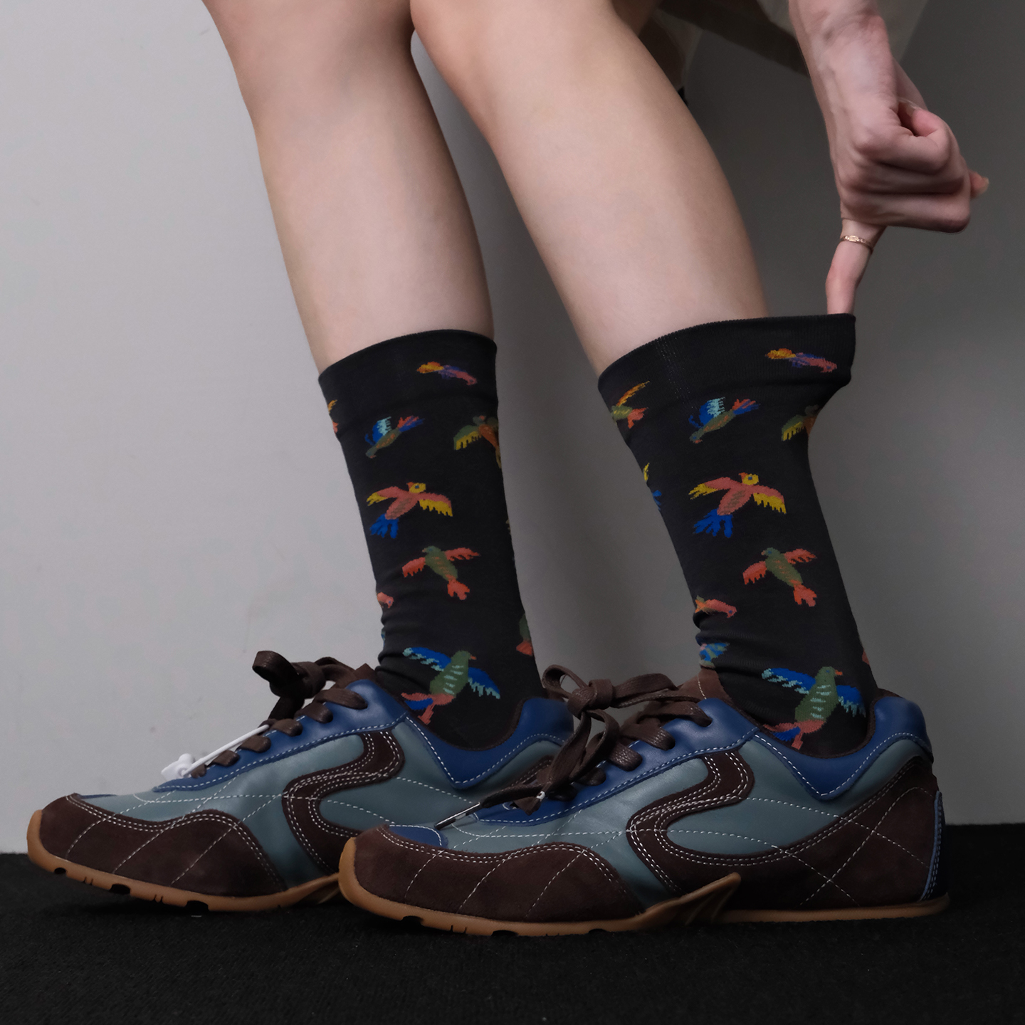 ZeroG[打工人的快乐水]秋冬梵高抽象油画风袜子女复古文艺中筒袜