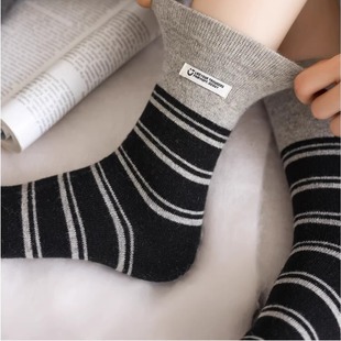 生活调色盘2026早春韩系千金感日系学院风条纹布标羊毛中筒袜DF