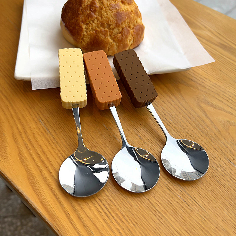 可爱卡通饼干手柄不锈钢勺ins儿童餐具家用创意甜品勺调羹吃饭勺