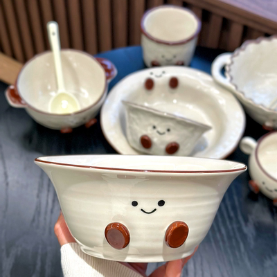创意笑脸陶瓷碗盘杯套装版