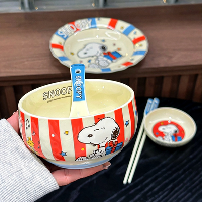 史努比家用陶瓷釉下彩碗盘套装
