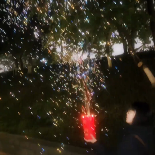 过新年烟花泡泡机儿童电动礼花鞭炮烟火网红玩具加特林吹泡泡玩具