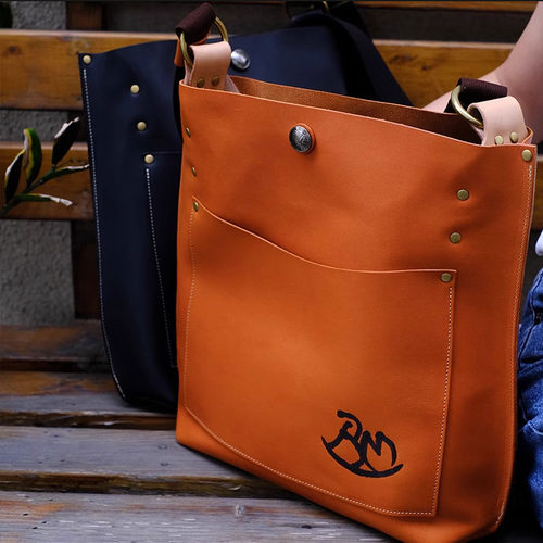 日本REDMOON红月牛皮单肩斜挎包