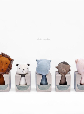 安晚 北欧婴儿床头摇铃新生儿玩具熊猫安抚玩偶一岁宝宝手摇铃
