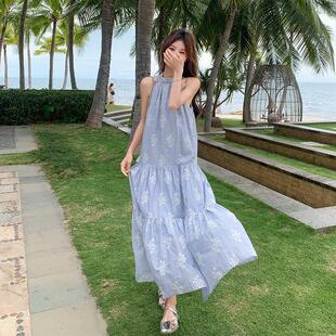 夏易菲碎花挂脖连衣裙女夏2025今年流行爆款 官网女装 海边度假风荷