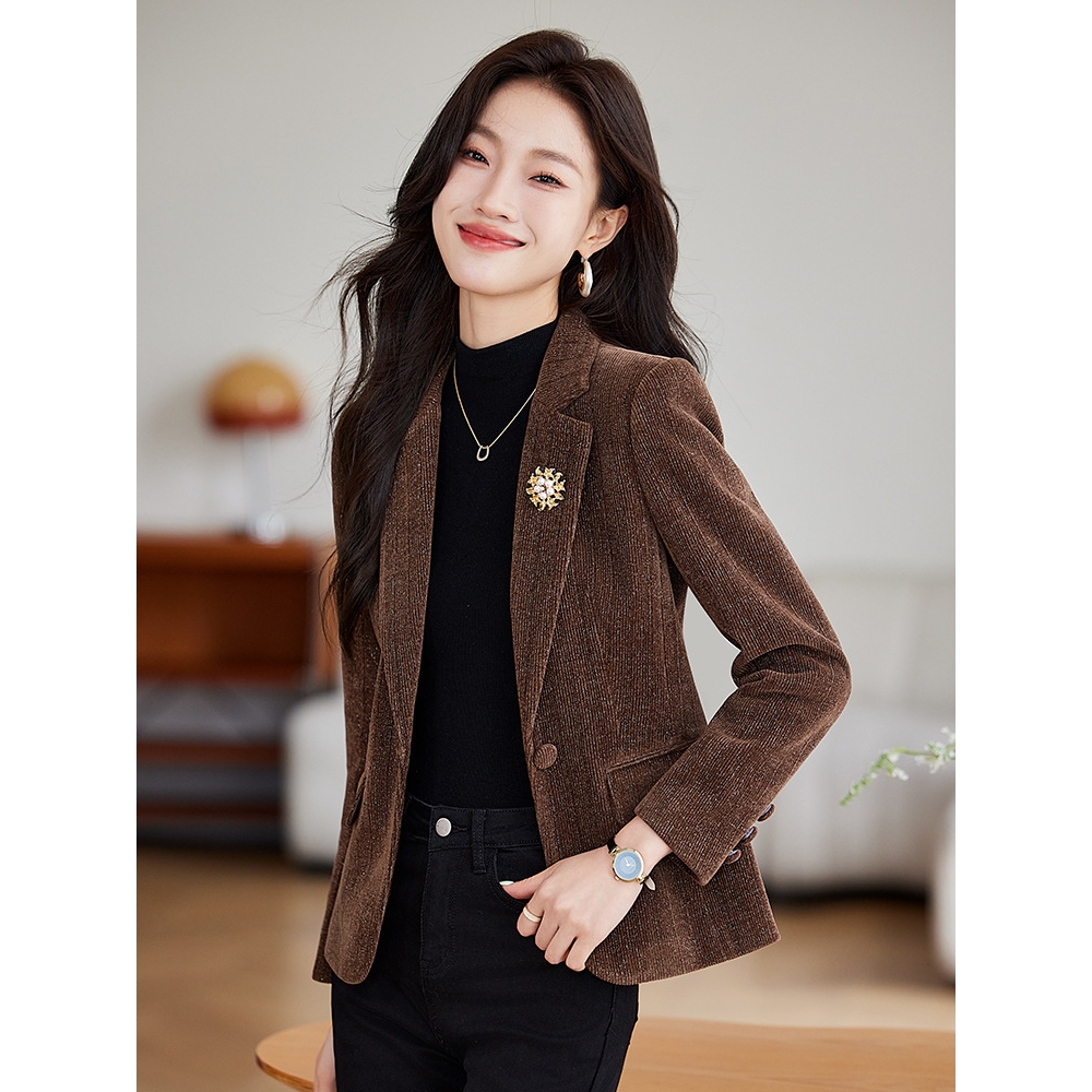 官网女装夏易菲西装外套女2025新款春秋休闲百搭今年流行短款小西