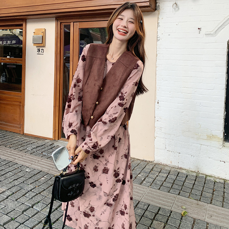 官网女装夏易菲实拍法式温柔风碎花连衣裙套装2025新款时尚优雅马
