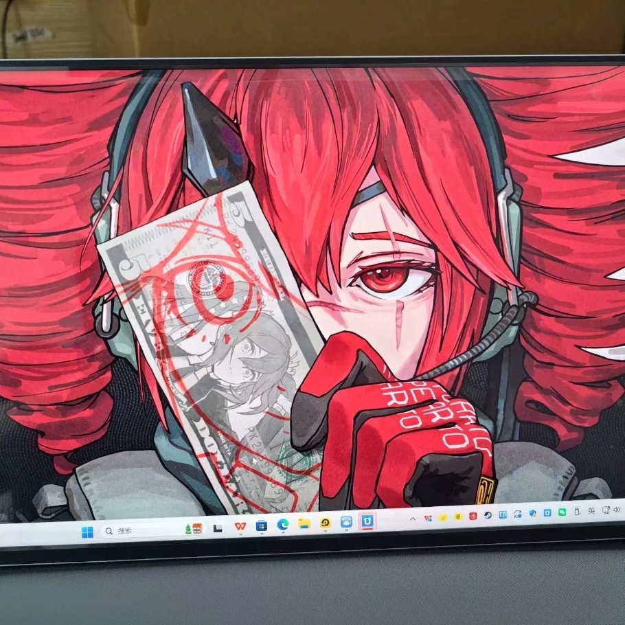 18寸 CNC 4K 120hz 灵刃18 2025款原机屏 装配超窄边框便携屏WLED