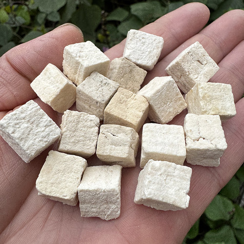 金寨茯苓丁大别山野生林下泡茶