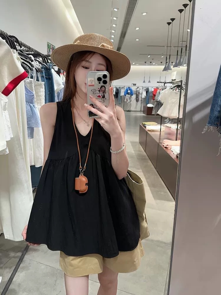 【小乐专享】设计感V领背心上衣夏季新款宽松韩系外穿吊带女ins