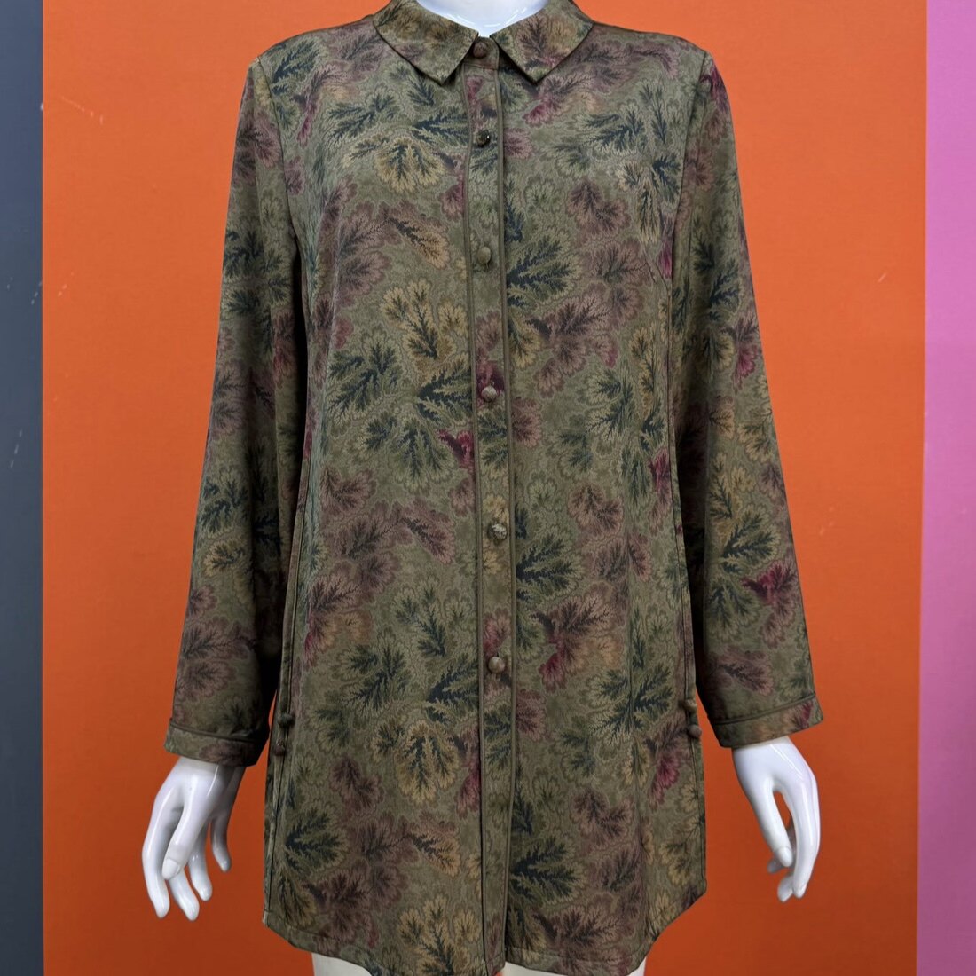 春夏薄款中老年装翻领花色衬衫女长袖宽松中长款开衫洋气百搭上衣