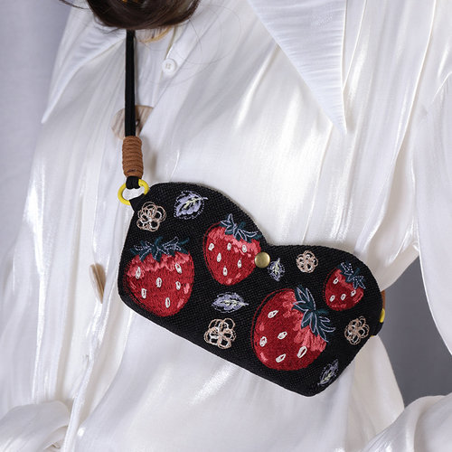 原创刺绣斜挎随身便携式眼镜袋墨镜收纳包挂脖眼镜包眼镜盒