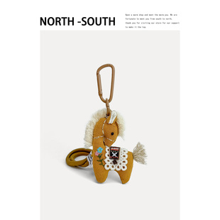 原创新款手工布艺挂件可爱小马包包挂饰钥匙扣diy玩偶小清新女生