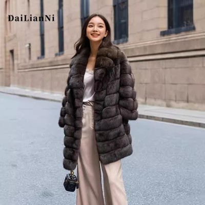 时髦贵妇仿獭兔毛连帽短皮草女2025冬季新款高级感毛毛洋气外套