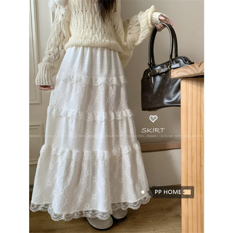 白色温柔风蕾丝花边半身裙女秋冬季仙女蛋糕裙加厚高腰a字中长裙