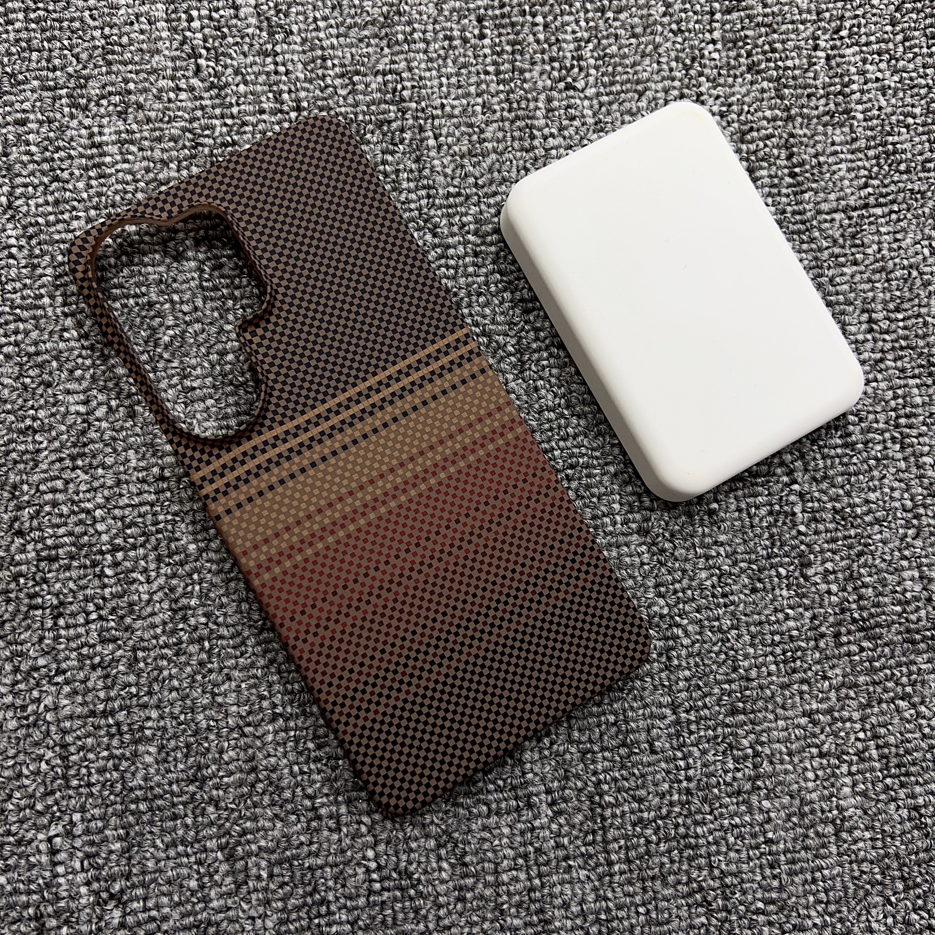 半包碳纤维纹适用于三星s26UItra手机壳s26plus凯夫拉同款s24ultra磁吸充电s24+创意个性s25U时尚情侣s24半包