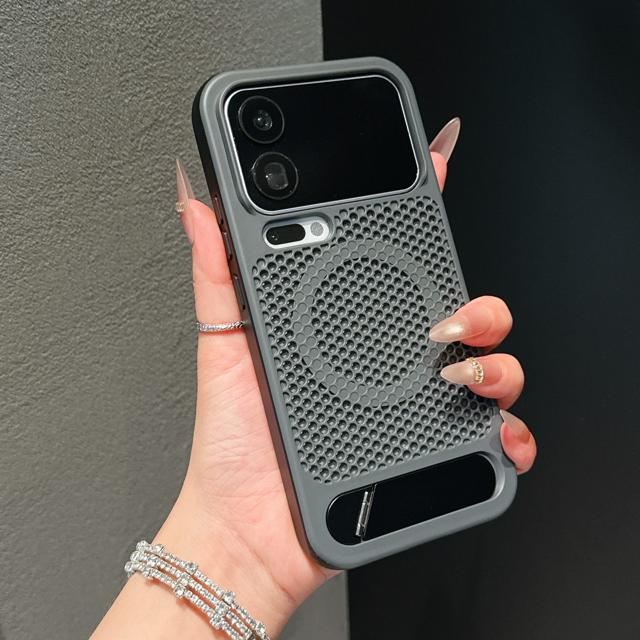 折叠支架适用于小米17promax手机壳蜂窝透气散热小米17pro高级感全包防摔磁吸Xiaomi17磨砂创意情侣时尚外壳